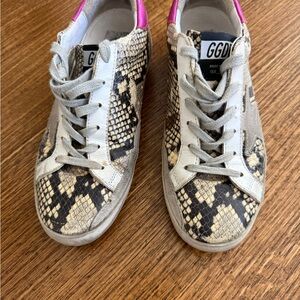 Golden Goose Snake Print Sneakers - Cream and Pink